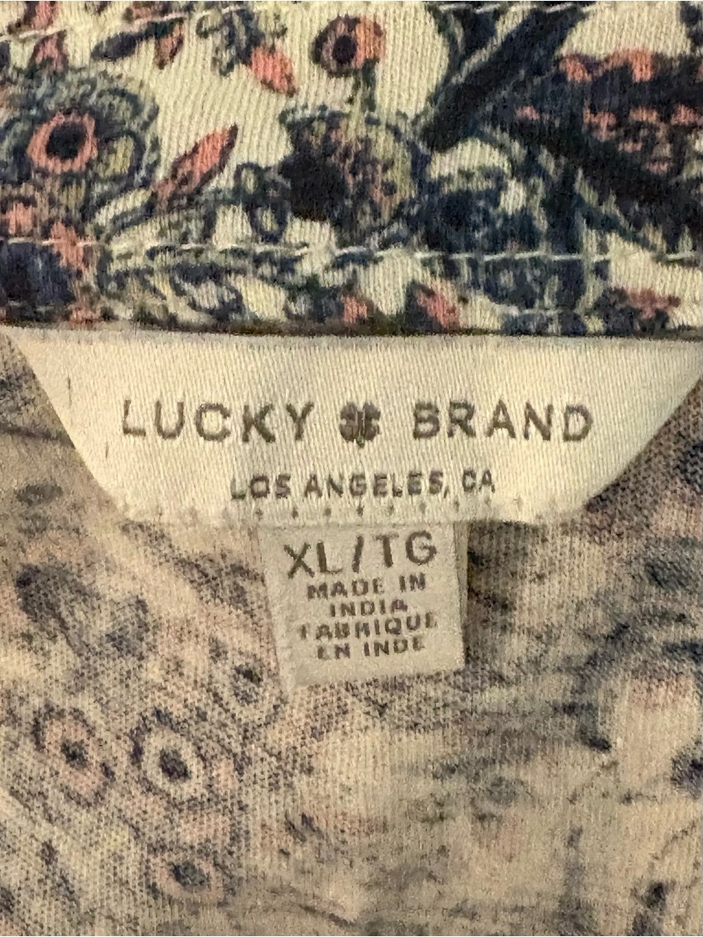 Lucky Top - Picture 5 of 7